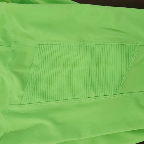 Neon Green Capri Workout Leggings - Picture 6 of 6